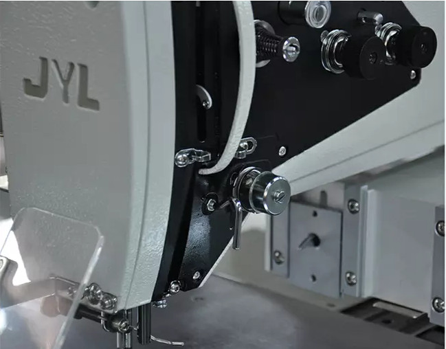 Industrielle Muster-Nähmaschine mit automatisch hohem Wirkungsgrad Jyl-G3020R